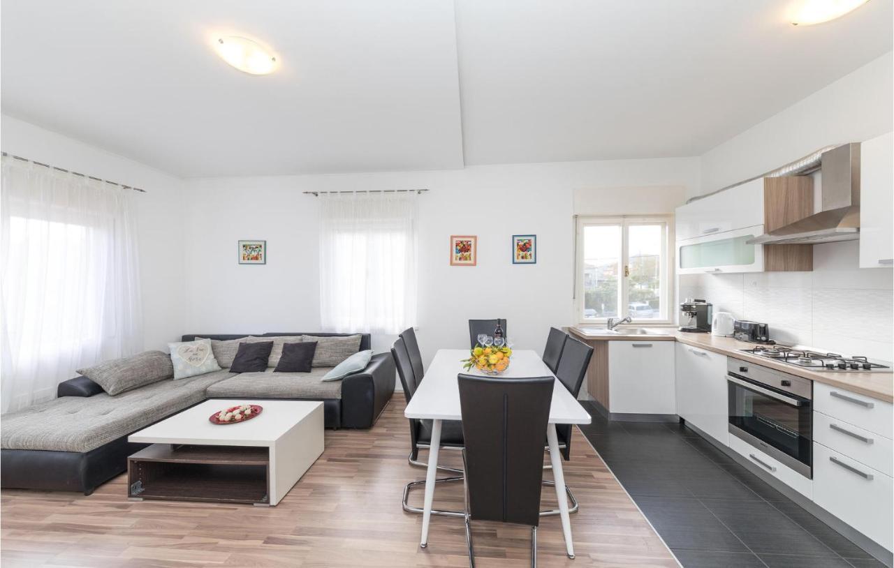 Nice Apartment In Kastel Stafilic With Sauna Kaštela Exterior foto