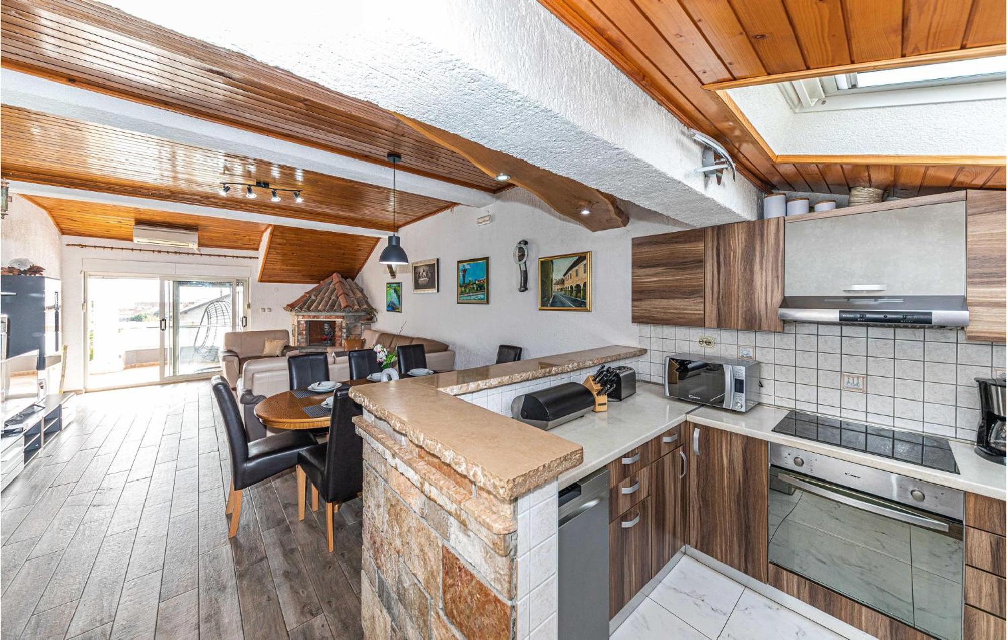 Nice Apartment In Kastel Stafilic With Sauna Kaštela Exterior foto